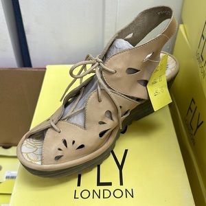 Fly London Yote Sandals